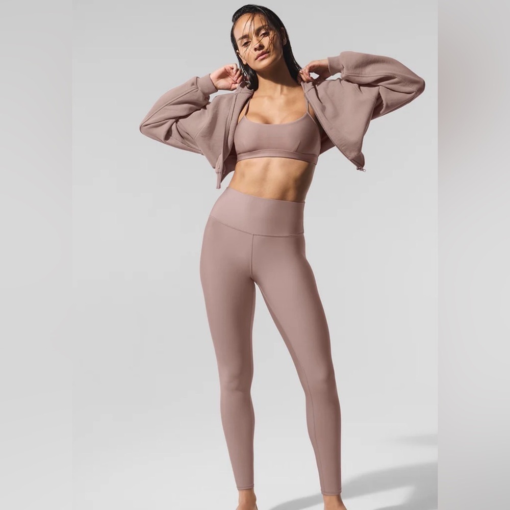 **NWT** ALO Yoga Taupe 7/8 High-Waisted Airlift Leggings